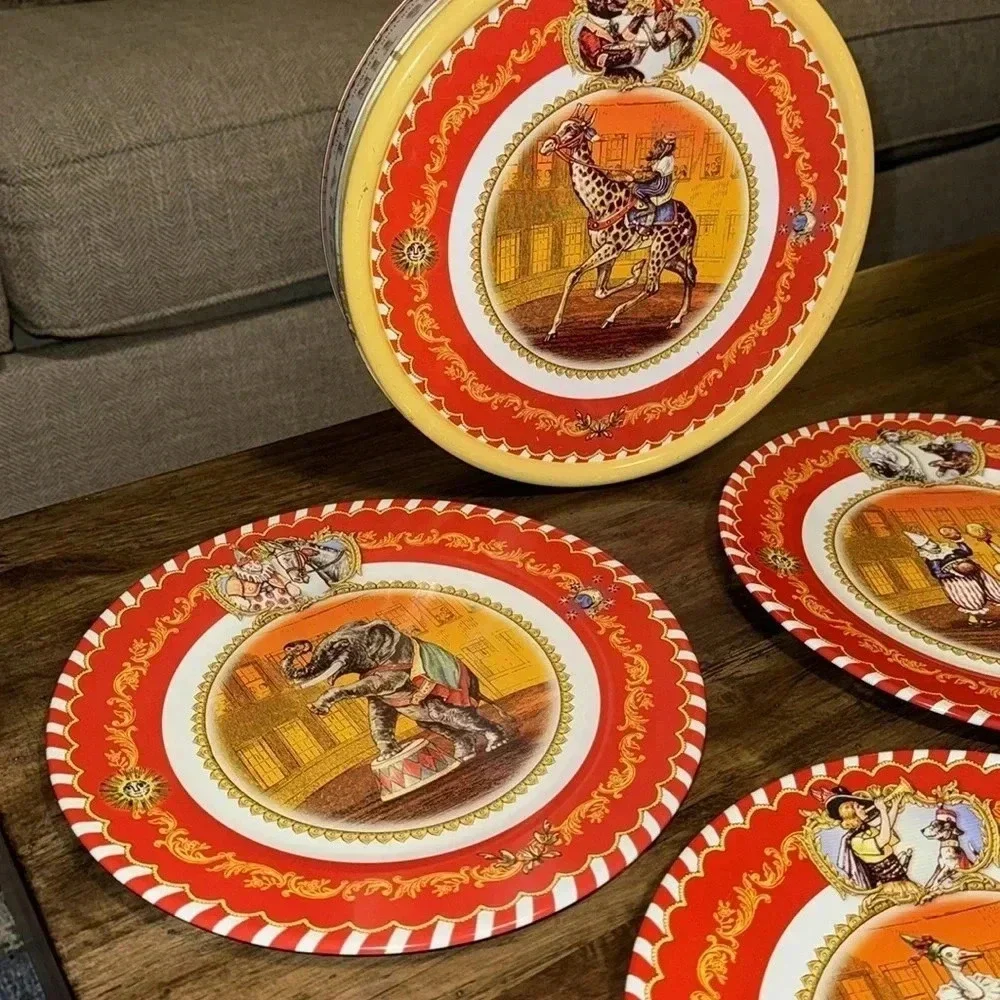 VTG 2006 Restoration Hardware RH Circus Themed Set Of 3 Tin Plates Tin Container